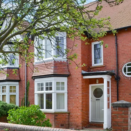 펜션 Holbeck House