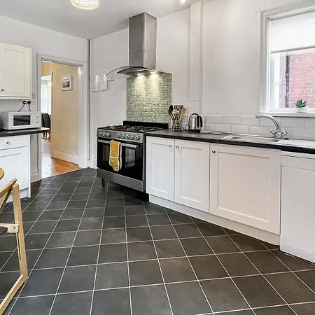 Holbeck House * Scarborough